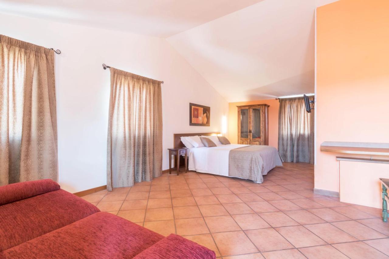 סקרפריה Residence Mugello Resort מראה חיצוני תמונה
