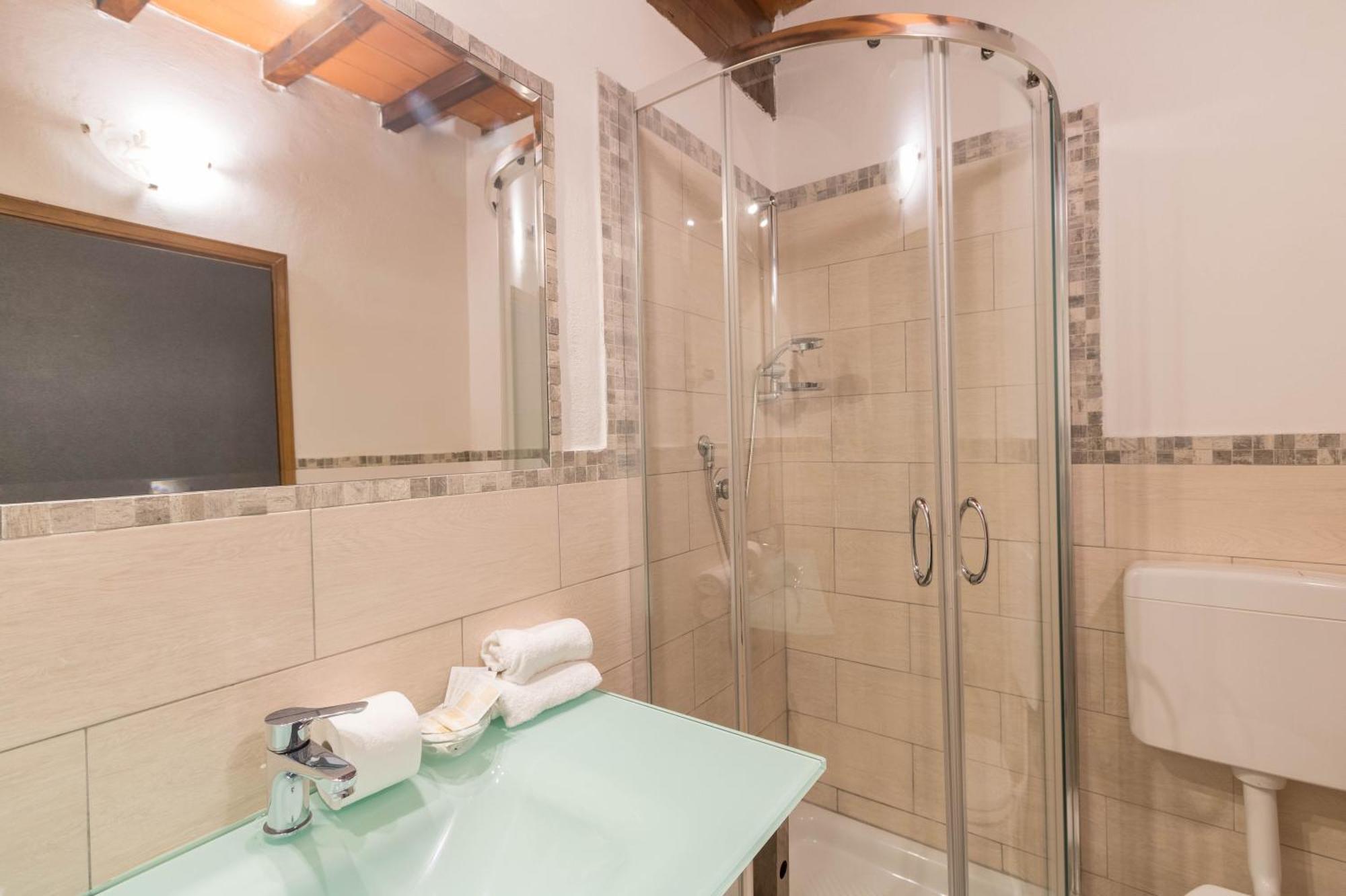 סקרפריה Residence Mugello Resort מראה חיצוני תמונה